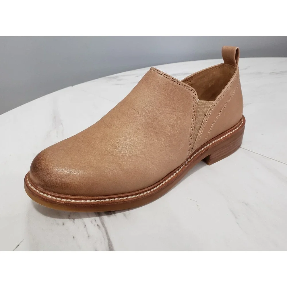 NEW NO BOX SZ 6.5 Sofft Women's Shootie Naisbury Light Taupe Tan Slip on Shoes